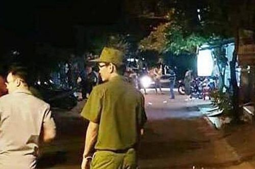 Mâu thuẫn tiền 'bo' tiếp viên, con trai chủ quán karaoke đâm tử vong khách