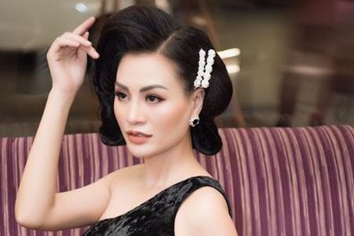Trần Huyền Nhung, người phụ nữ thích nấu nướng và chăm sóc gia đình