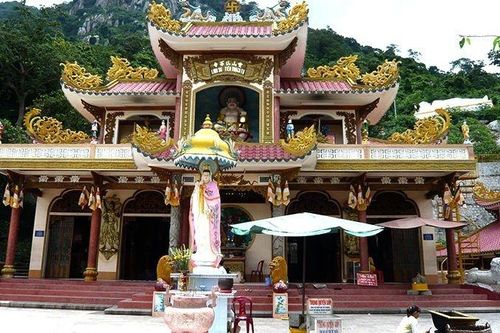 Tượng Phật bốn tay lâu đời nhất Việt Nam