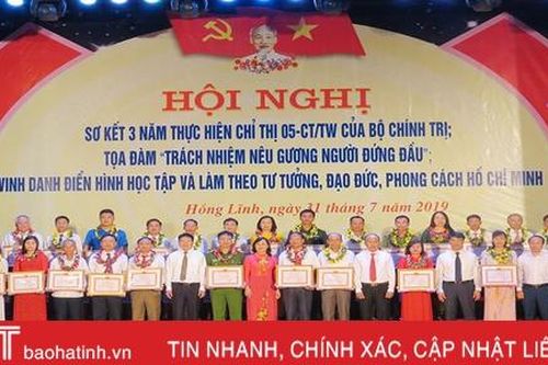 Hồng Lĩnh vinh danh 11 tập thể, 16 cá nhân học tập và làm theo Bác