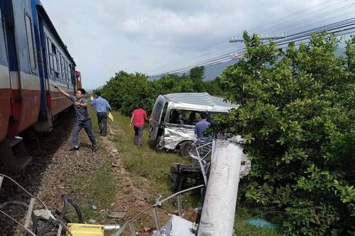 Những vụ tàu hỏa đâm ô tô thảm khốc từ đầu năm 2019 đến nay