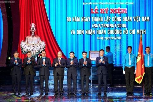 Các cấp công đoàn: Phải đổi mới toàn diện