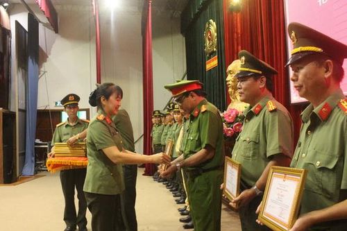 Phải luôn đặt mình là 'đầy tớ', 'công bộc' để phục vụ nhân dân tốt hơn