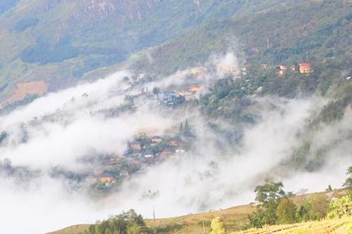 Khởi sắc vùng biên