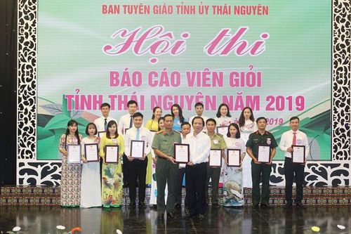 Phát huy truyền thống, phấn đấu hoàn thành xuất sắc nhiệm vụ