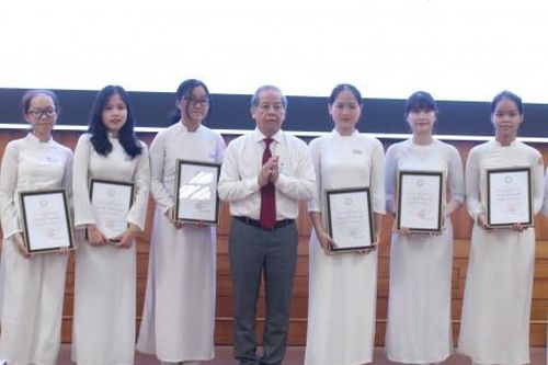 Giáo dục Tuyển sinh Trường 'làng' có nhiều thí sinh đạt điểm cao
