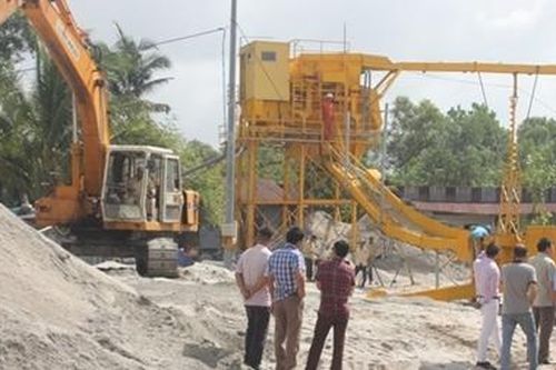 Lần đầu tiên chế biến cát biển đạt tiêu chuẩn xây dựng