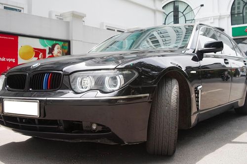 Xe sang một thời BMW 730 Li chạy 15 năm, giá 500 triệu