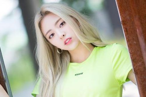 Em út 10X nhóm ITZY tiếp tục gây sốt vì quá đẹp trong bộ hình mới