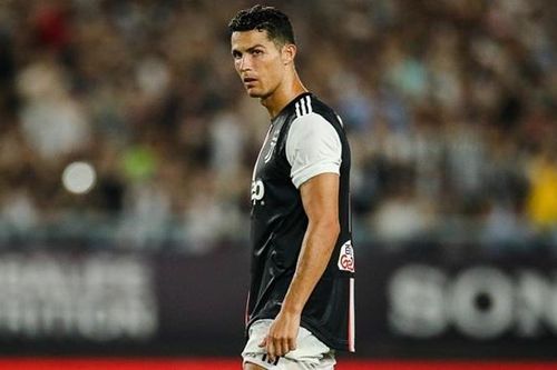 Ronaldo bị cảnh sát điều tra trong chuyến du đấu Hàn Quốc với Juventus