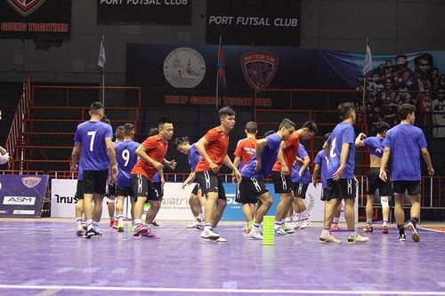 Thái Sơn Nam chuẩn bị cho trận tập huấn cuối cùng