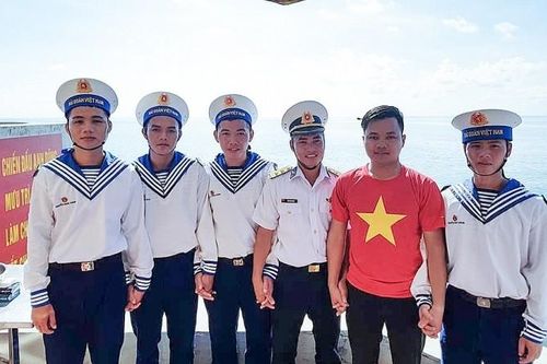 Trường Sa - Đảo là quê nhà