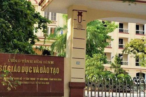 Gian lận thi cử ở Hòa Bình: Cảnh cáo phó chủ tịch thường trực, đề nghị cách chức giám đốc Sở GD&ĐT