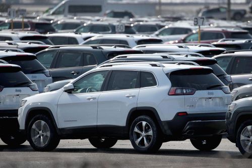 Fiat Chrysler Automobiles: Doanh thu giảm, lợi nhuận ròng tăng