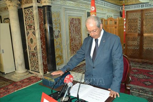 Tổng thống Tunisia ký sắc lệnh tiến hành bầu cử sớm-Thủ tướng Youssef Chahed ra tranh cử tổng thống