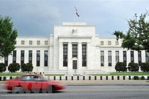 Fed quyết định cắt giảm lãi suất lần đầu tiên kể từ năm 2008