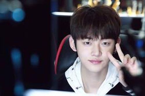 Sức khỏe gặp vấn đề, Yeonjun xác nhận không thể tham dự trong lễ trao giải MGMA 2019 cùng TXT