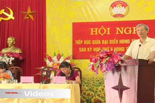 Chủ tịch UBND tỉnh Phạm Minh Huấn tiếp xúc cử tri xã Tràng Đà