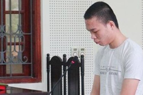 Ông bố tàn ác ném con mới sinh xuống giếng tử vong