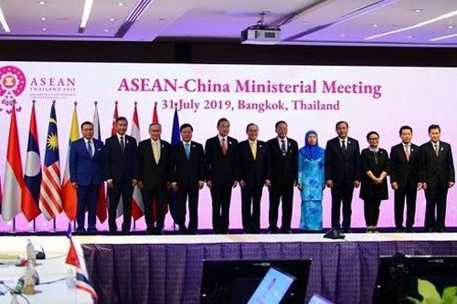 ASEAN đoàn kết, đề cao thượng tôn pháp luật trong giải quyết căng thẳng ở Biển Đông
