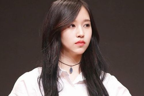JYP phủ nhận tin Mina (TWICE) rời nhóm vì mắc bệnh tâm lý