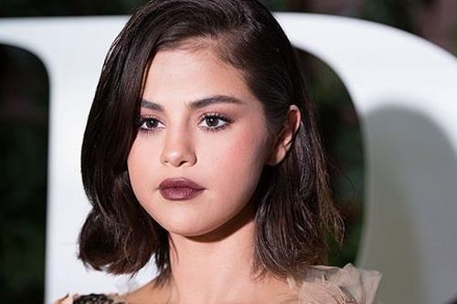 Selena Gomez vẫn uống rượu sau khi ghép thận
