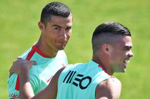 Ronaldo cao hứng bán lỗ biệt thự cho Pepe