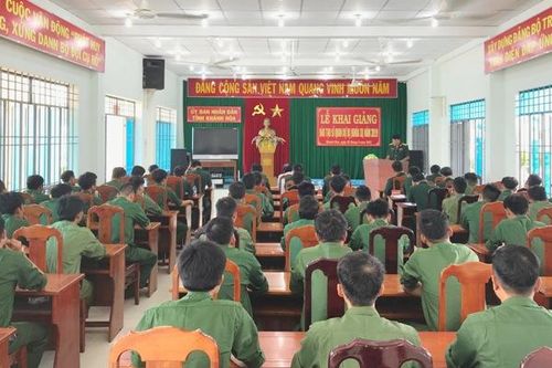 Khai giảng lớp đào tạo sĩ quan dự bị khóa 11