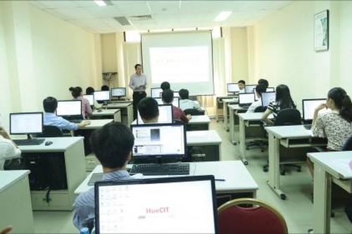 Kinh tế Khoa học - công nghệ Bước ngoặt về chính sách phát triển