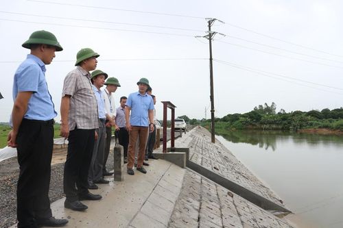 Căng sức ứng phó bão số 3