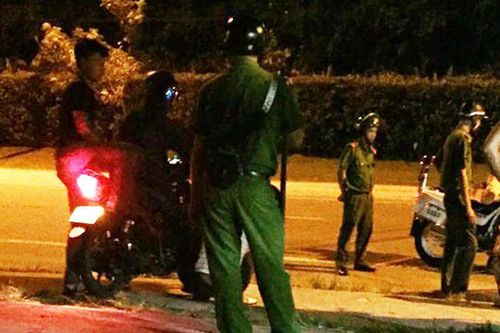 Cảnh sát nổ súng khống chế nhóm côn đồ ở Phú Quốc