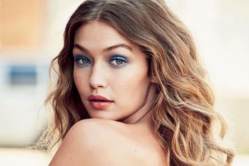Siêu mẫu Gigi Hadid: Thành danh dù bỏ ngang đại học