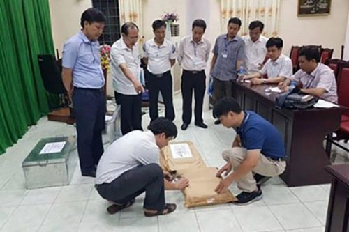 Gian lận thi cử: Sơn La, Hòa Bình 'điểm mặt' lãnh đạo, Hà Giang vẫn 'né'?