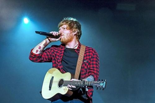 Ed Sheeran vừa xác lập kỉ lục mới: Nghệ sĩ đi tour thần sầu với doanh thu khủng nhất mọi thời đại