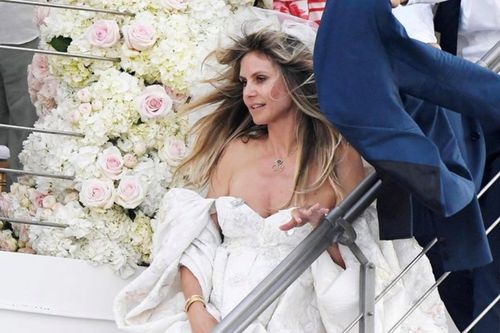 Cựu siêu mẫu Heidi Klum tổ chức lễ cưới với chồng kém 16 tuổi