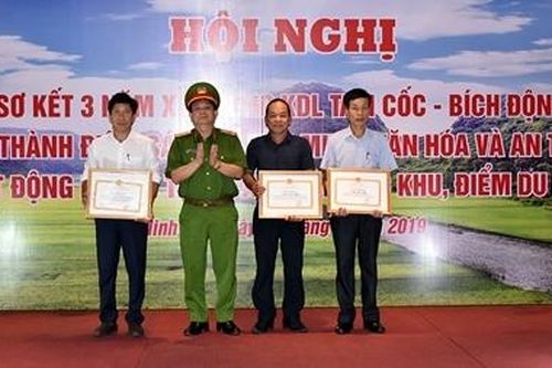Xây dựng khu du lịch Tam Cốc - Bích Động trở thành điểm sáng về văn hóa