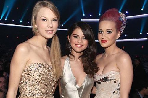 Taylor Swift lập tam ca cùng Selena Gomez và Katy Perry