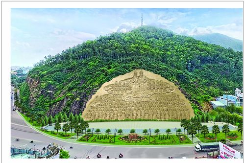 Bình Định: Tạc phù điêu 'Lạc Long Quân - Âu Cơ' trên vách núi