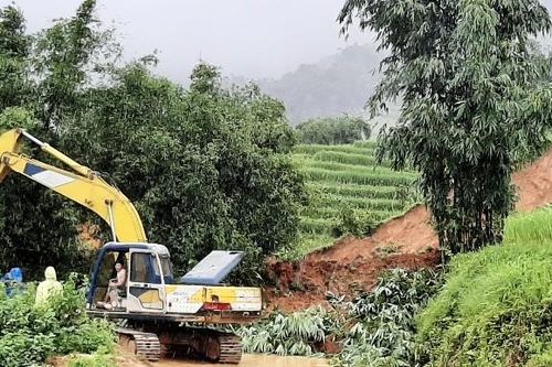 Sạt lở đất làm một người chết tại Sa Pa