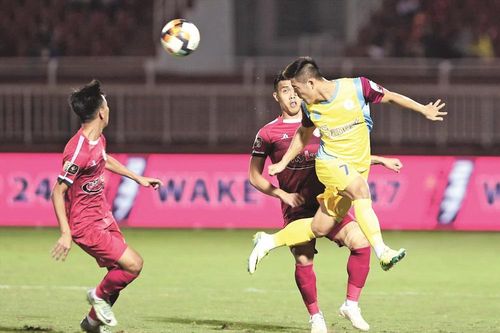 Chủ nhà TPHCM mất ngôi đầu V.League 2019