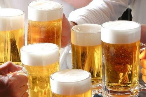 Bia là 'sát thủ' với những người này, đừng uống nếu không muốn gặp họa