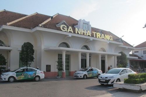 Từ hôm nay, tạm dừng tuyến tàu hỏa Nha Trang - Huế