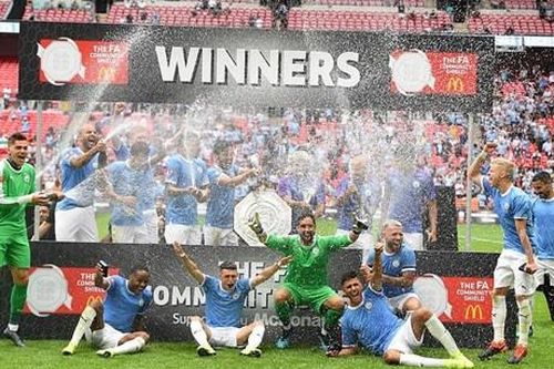 Cận cảnh Man City giành Siêu cúp Anh sau loạt sút luân lưu may rủi