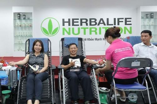 Nhân viên Herbalife hiến 163 đơn vị máu hưởng ứng ngày hiến máu tình nguyện