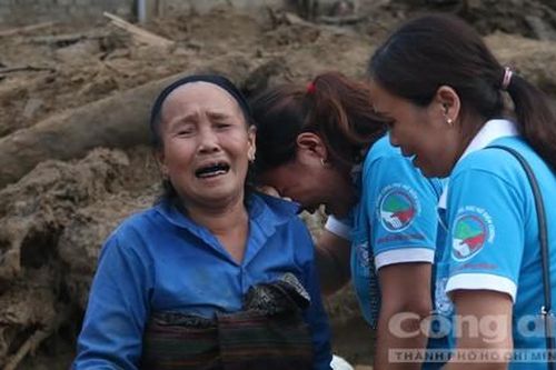 Hình ảnh bản Sa Ná bị lũ san phẳng, chìm trong đau thương