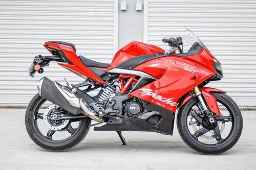 Sportbike 312,2cc, phanh ABS, giá gần 77 triệu đồng