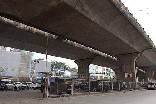 Tìm người biết việc liên quan đến vụ tai nạn giao thông dưới gầm cầu Vĩnh Tuy