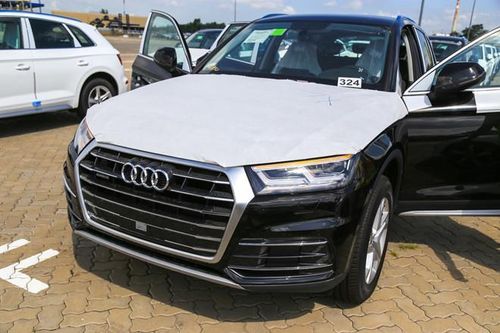 Bị tố bán xe cũ 'đâm đụng', showroom trả cọc, gián tiếp nhận lỗi