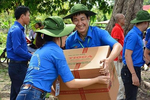 Thắm thiết tình hữu nghị tuổi trẻ Việt Nam - Lào