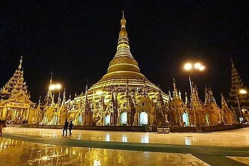 Myanmar: Choáng ngợp ngôi chùa 2.500 tuổi, gắn 4.531 viên kim cương, dát 90 tấn vàng